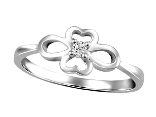 10K White Gold 0.04ct Canadian Diamond Flower Ring